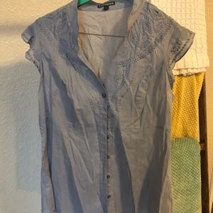 Gray short sleeved blouse